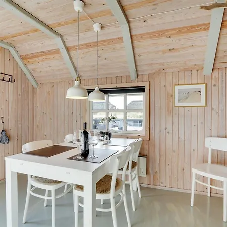 Kajin - 200m From The Sea By Interhome 度假居