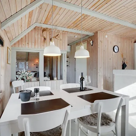 Kajin - 200m From The Sea By Interhome